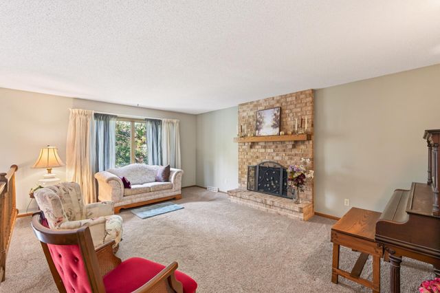 12088 Evergreen Street NW, Coon Rapids, MN 55448