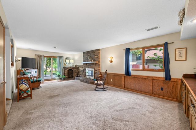 12088 Evergreen Street NW, Coon Rapids, MN 55448