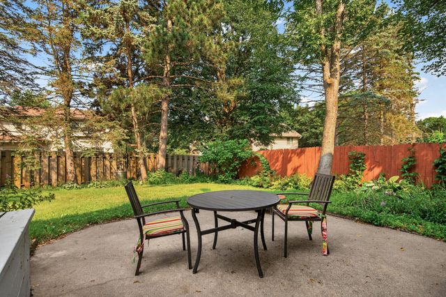 12088 Evergreen Street NW, Coon Rapids, MN 55448
