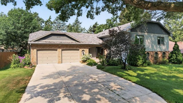 12088 Evergreen Street NW, Coon Rapids, MN 55448