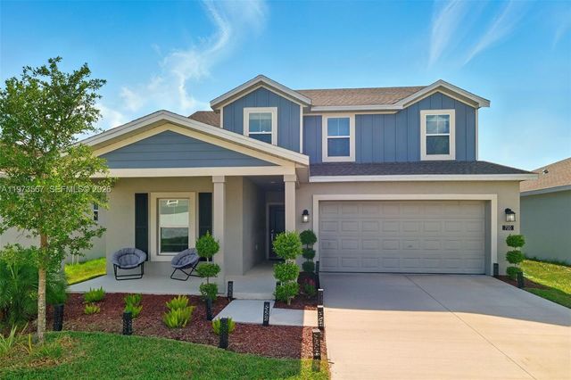 700 Trotters Drive, Eagle Lake, FL 33839