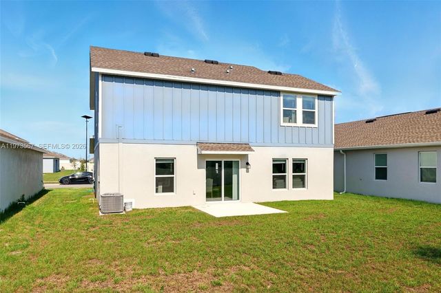 700 Trotters Drive, Eagle Lake, FL 33839