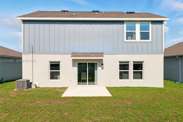700 Trotters Drive, Eagle Lake, FL 33839