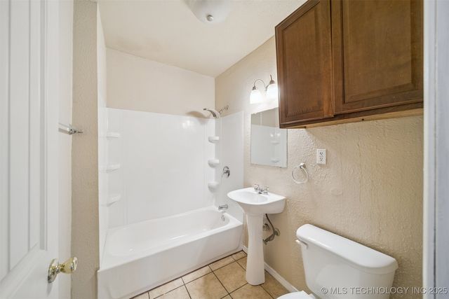 2515 N Garrison Avenue, Tulsa, OK 74106