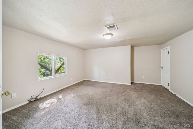 2515 N Garrison Avenue, Tulsa, OK 74106