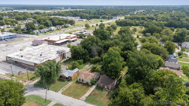 2515 N Garrison Avenue, Tulsa, OK 74106