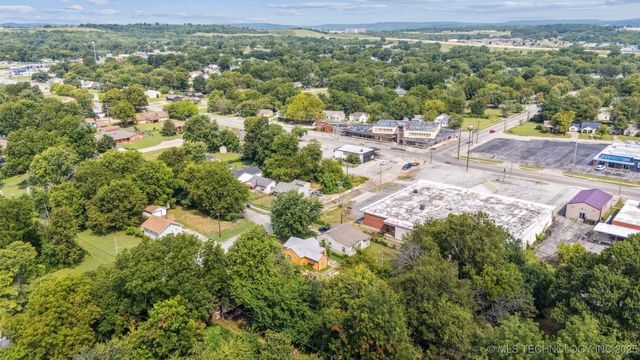 2515 N Garrison Avenue, Tulsa, OK 74106