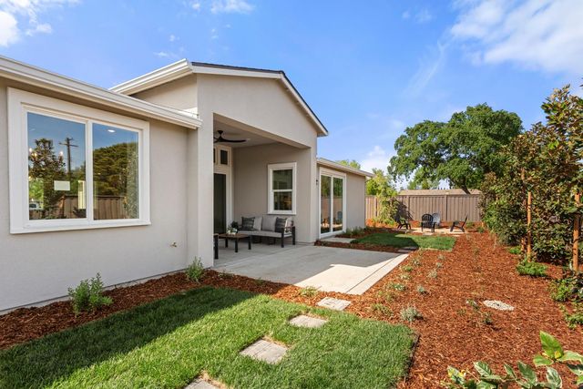 9011 Wickstrom Dr, Orangevale, CA 95662