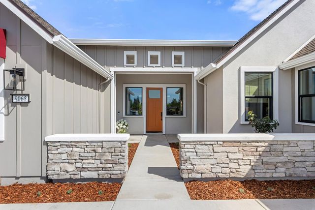 9011 Wickstrom Dr, Orangevale, CA 95662