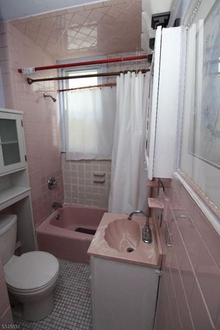 29 E Madison Ave, Clifton City, NJ 07011