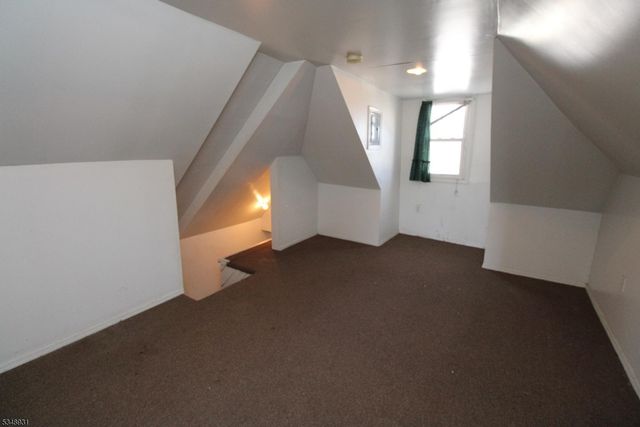 29 E Madison Ave, Clifton City, NJ 07011