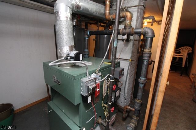 29 E Madison Ave, Clifton City, NJ 07011