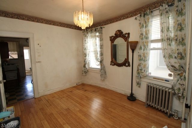 29 E Madison Ave, Clifton City, NJ 07011