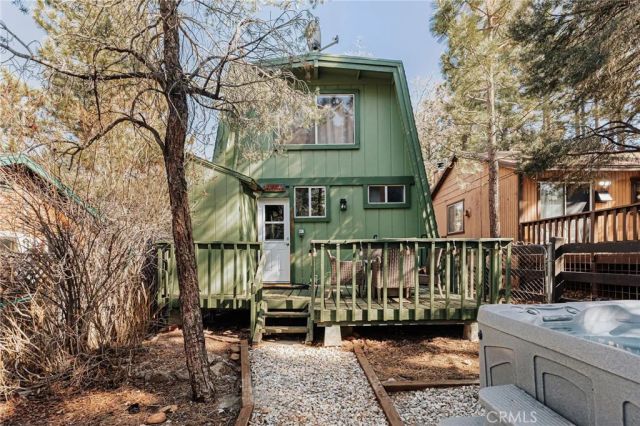 396 Kern Avenue, Sugarloaf, CA 92386