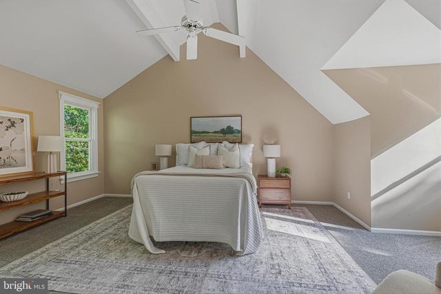 13209 ASHVALE DR, Fairfax, VA 22033