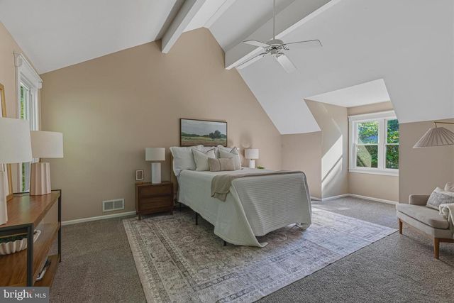 13209 ASHVALE DR, Fairfax, VA 22033