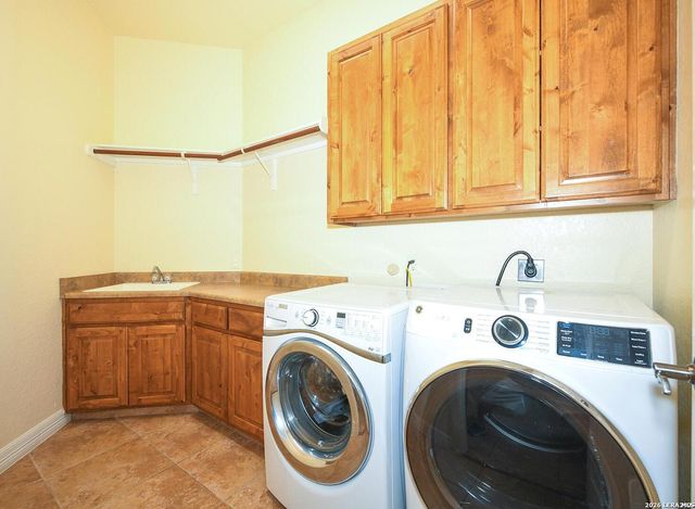 2518 Huebner Park, San Antonio, TX 78248
