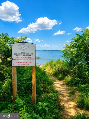 1007 HARBOR DR, Annapolis, MD 21403