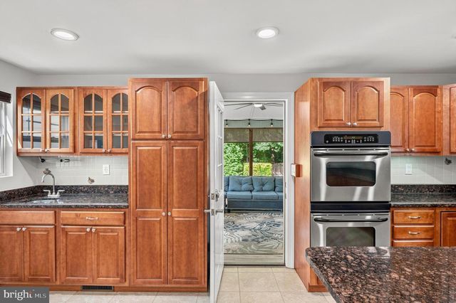 1007 HARBOR DR, Annapolis, MD 21403