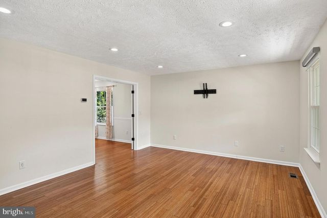 1007 HARBOR DR, Annapolis, MD 21403