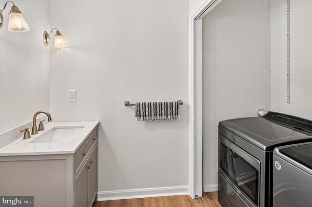 1007 HARBOR DR, Annapolis, MD 21403