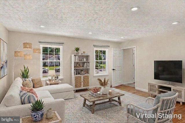 1007 HARBOR DR, Annapolis, MD 21403