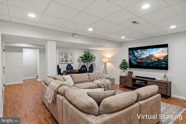 1007 HARBOR DR, Annapolis, MD 21403