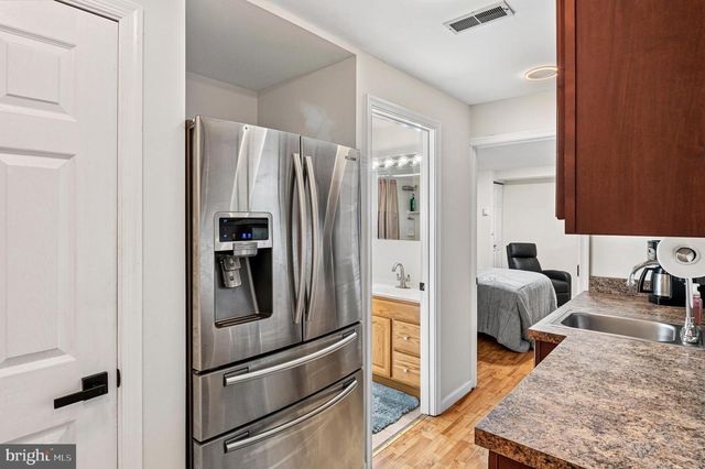 1007 HARBOR DR, Annapolis, MD 21403