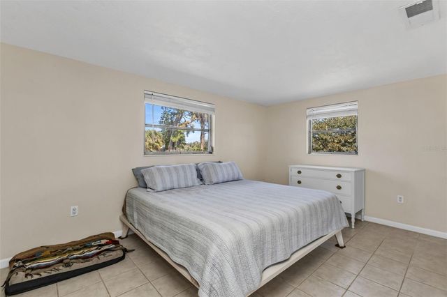 960 DARWIN ROAD, Venice, FL 34293