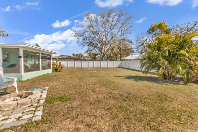 960 DARWIN ROAD, Venice, FL 34293