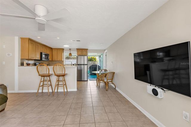 960 DARWIN ROAD, Venice, FL 34293
