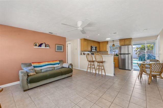 960 DARWIN ROAD, Venice, FL 34293