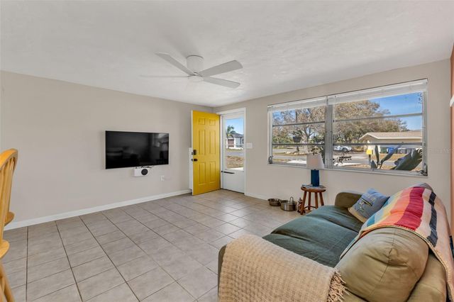 960 DARWIN ROAD, Venice, FL 34293