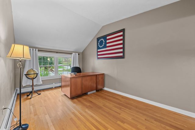 6 Dixfield Rd, Worcester, MA 01606
