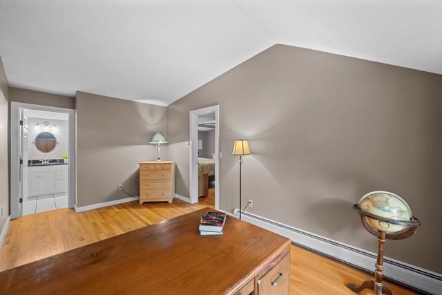 6 Dixfield Rd, Worcester, MA 01606