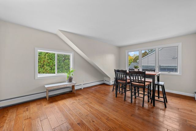 6 Dixfield Rd, Worcester, MA 01606