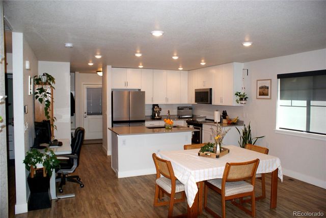 819 Widgeon Circle, Longmont, CO 80503