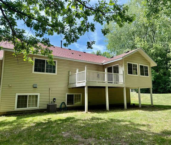 736 E Nicollet Boulevard, Burnsville, MN 55337