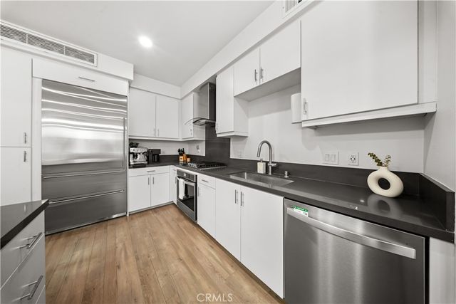 2412 Nolita, Irvine, CA 92612