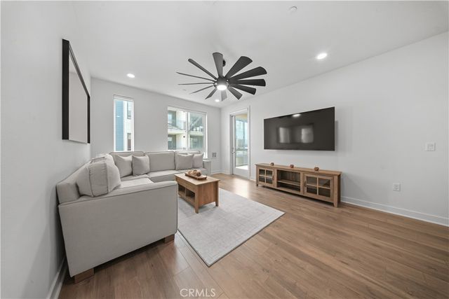 2412 Nolita, Irvine, CA 92612