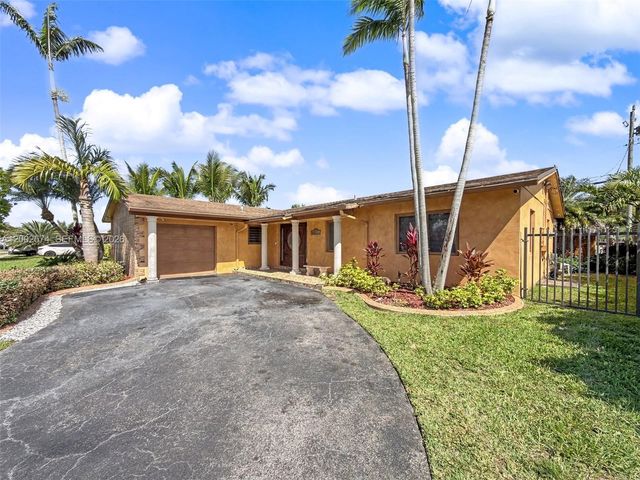 9837 SW 194th Street, Cutler Bay, FL 33157