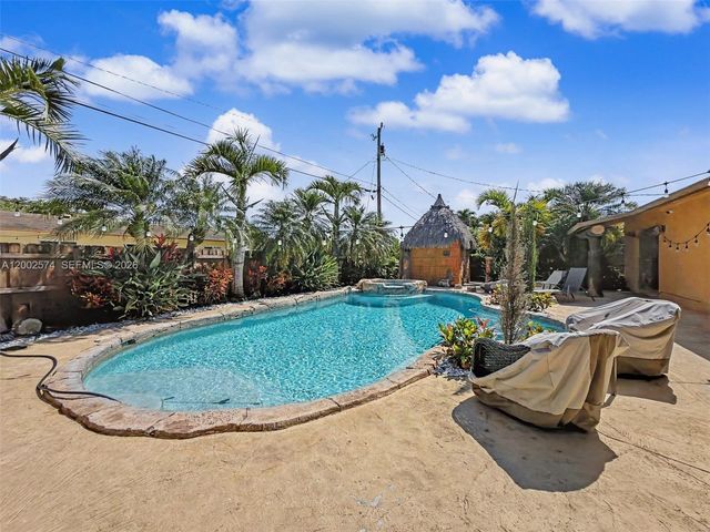 9837 SW 194th Street, Cutler Bay, FL 33157