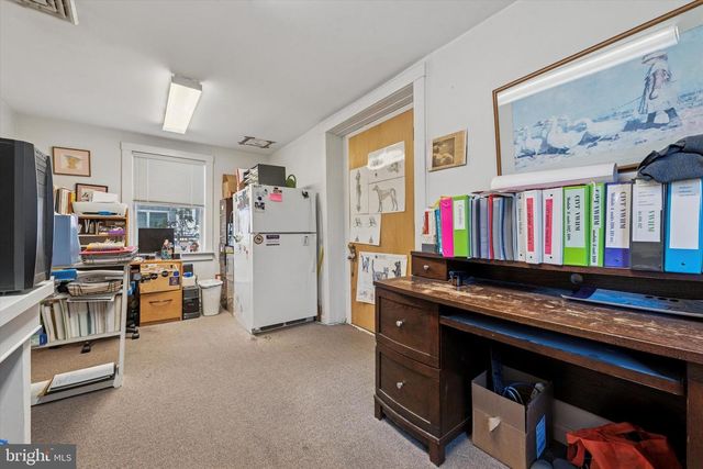 1058 LANCASTER, Berwyn, PA 19312