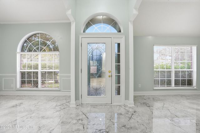 2810 SWEETHOLLY Drive, Jacksonville, FL 32223