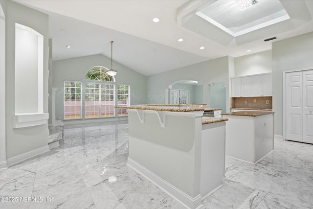 2810 SWEETHOLLY Drive, Jacksonville, FL 32223