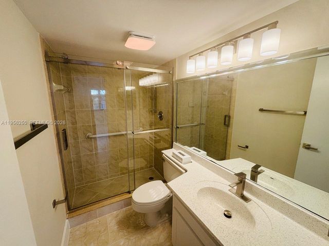 411 S Hollybrook Dr 305, Pembroke Pines, FL 33025