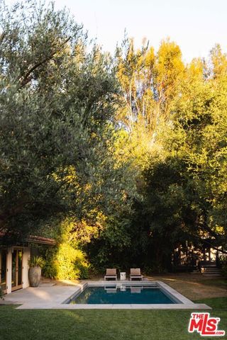 1830 Old Orchard Road, Los Angeles, CA 90049