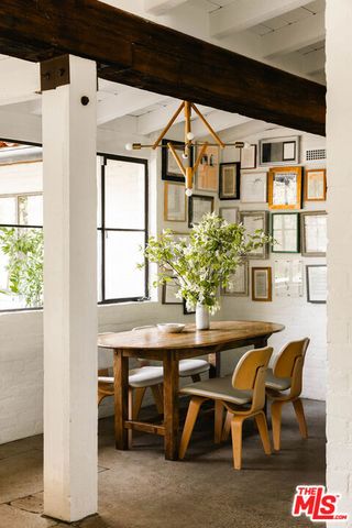 1830 Old Orchard Road, Los Angeles, CA 90049