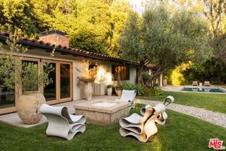 1830 Old Orchard Road, Los Angeles, CA 90049