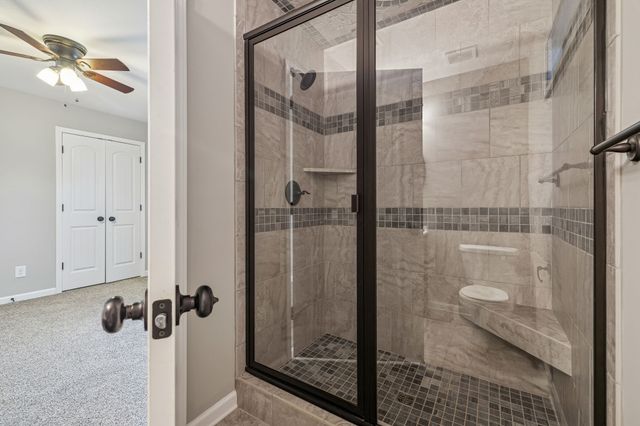 1008 Meadowview Ln, Clarksville, TN 37040